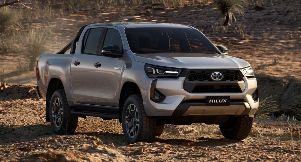 Toyota adds fresh face and mild-hybrid to HiLux range image